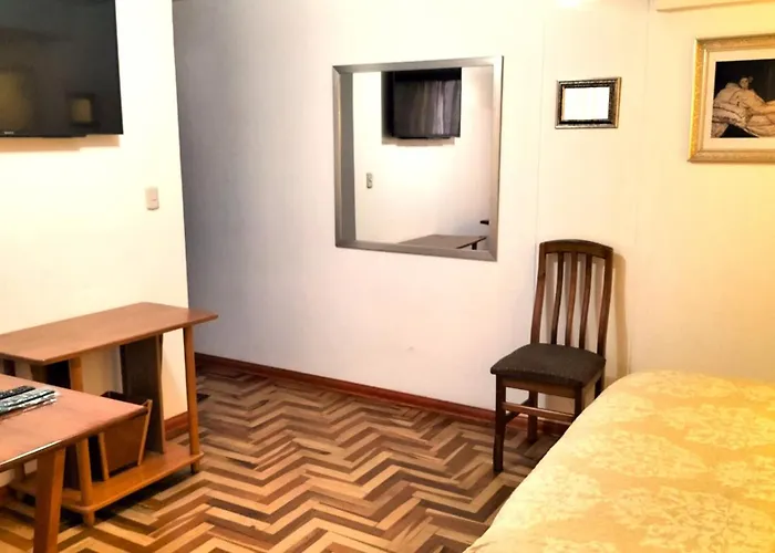 Residencial Plaza España Bed and breakfast Cuzco