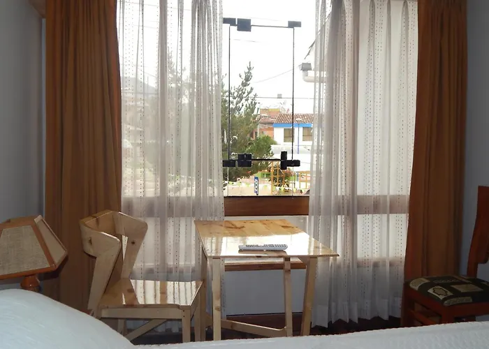Bed and breakfast Residencial Plaza España 3*